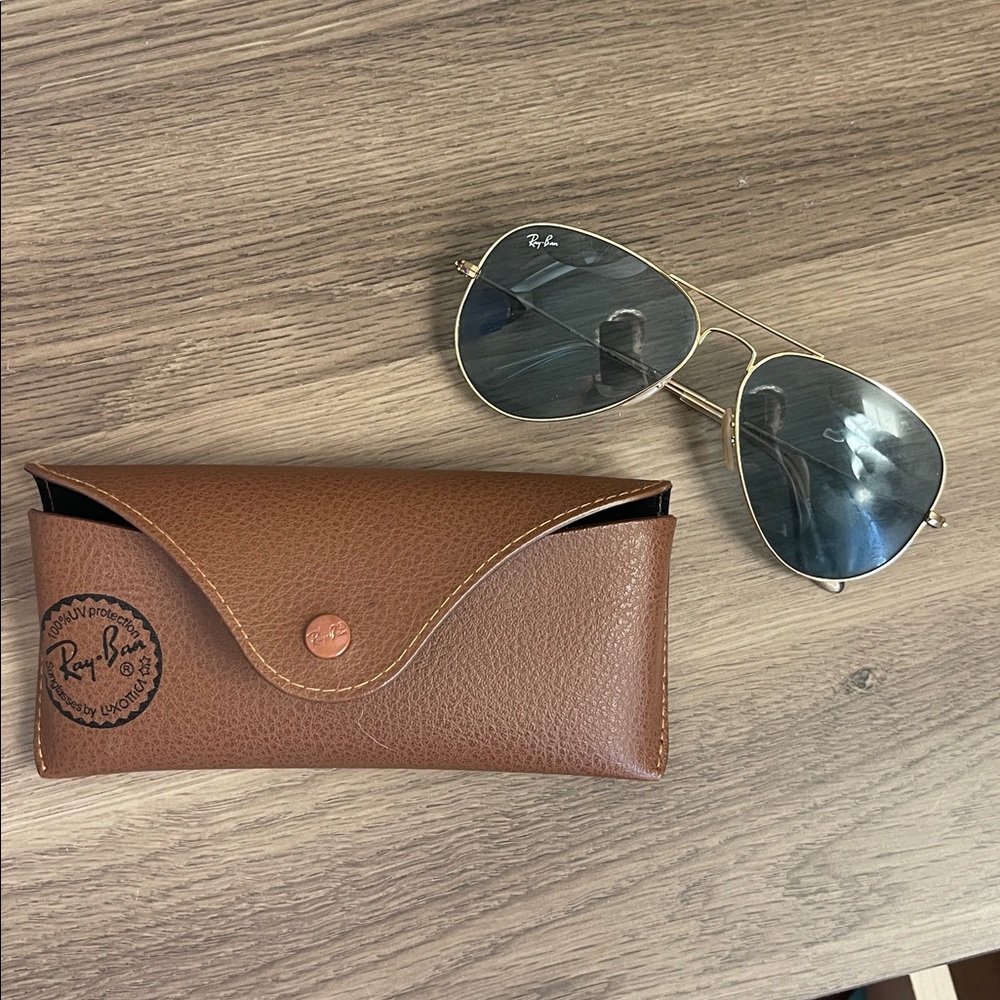 Ray ban aviators